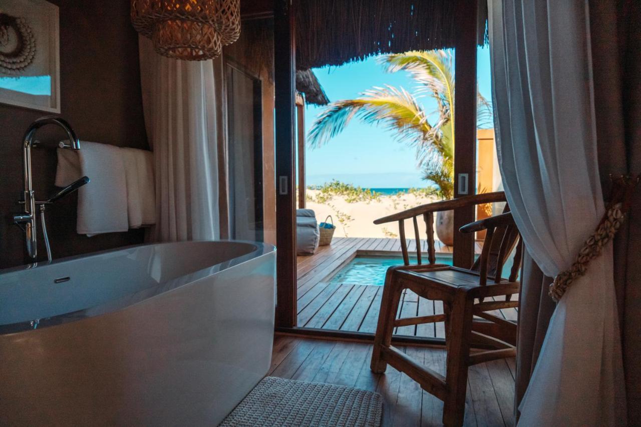 Eclectic Beach Retreat Cabo Nhamua Buitenkant foto