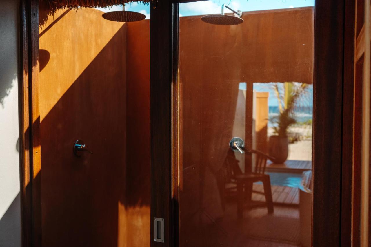 Eclectic Beach Retreat Cabo Nhamua Buitenkant foto